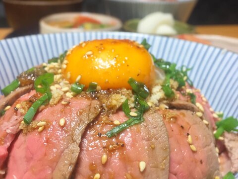 ローストビーフ丼❀(牛たたき丼)